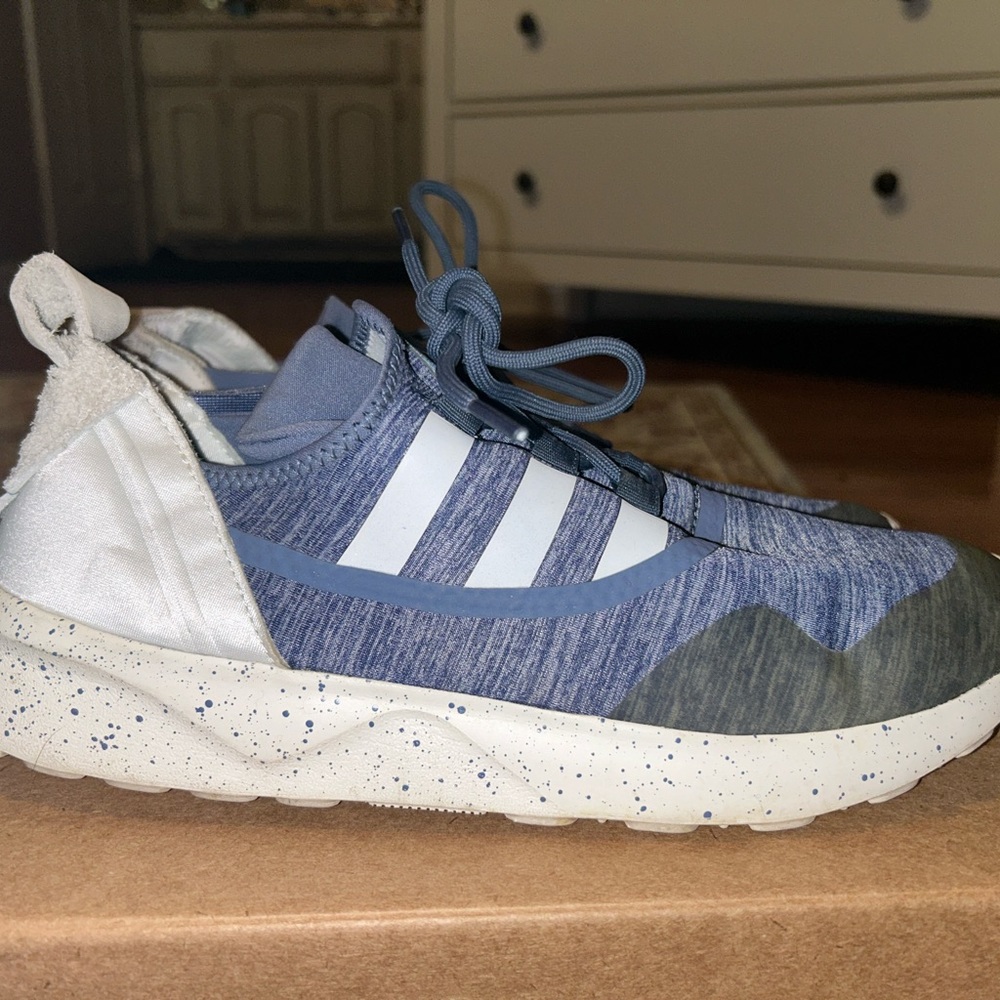 Adidas Blue UltraBoost Women’s tennis shoes